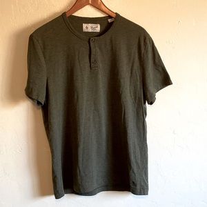Original penguin dark green size large button neck shirt